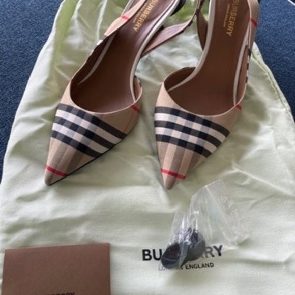 Burberry Slingback - house check pumps size 7.5 (100% Authentic) - Picture 1 of 6